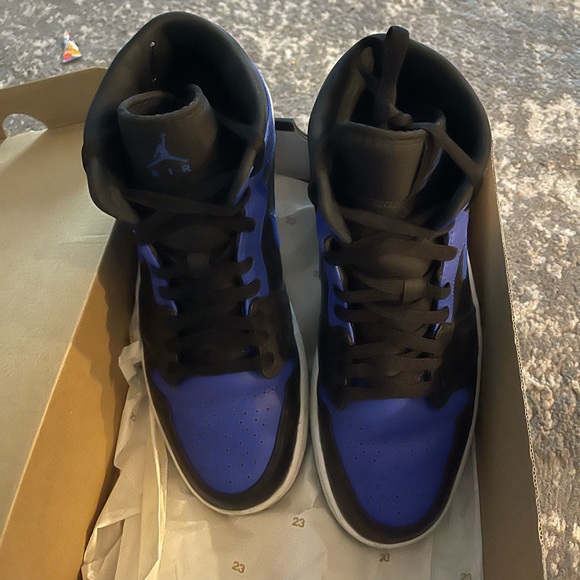 Preloved Jordan Men's Black and Royal Blue Sneakers size 11 - Picture 1 of 5